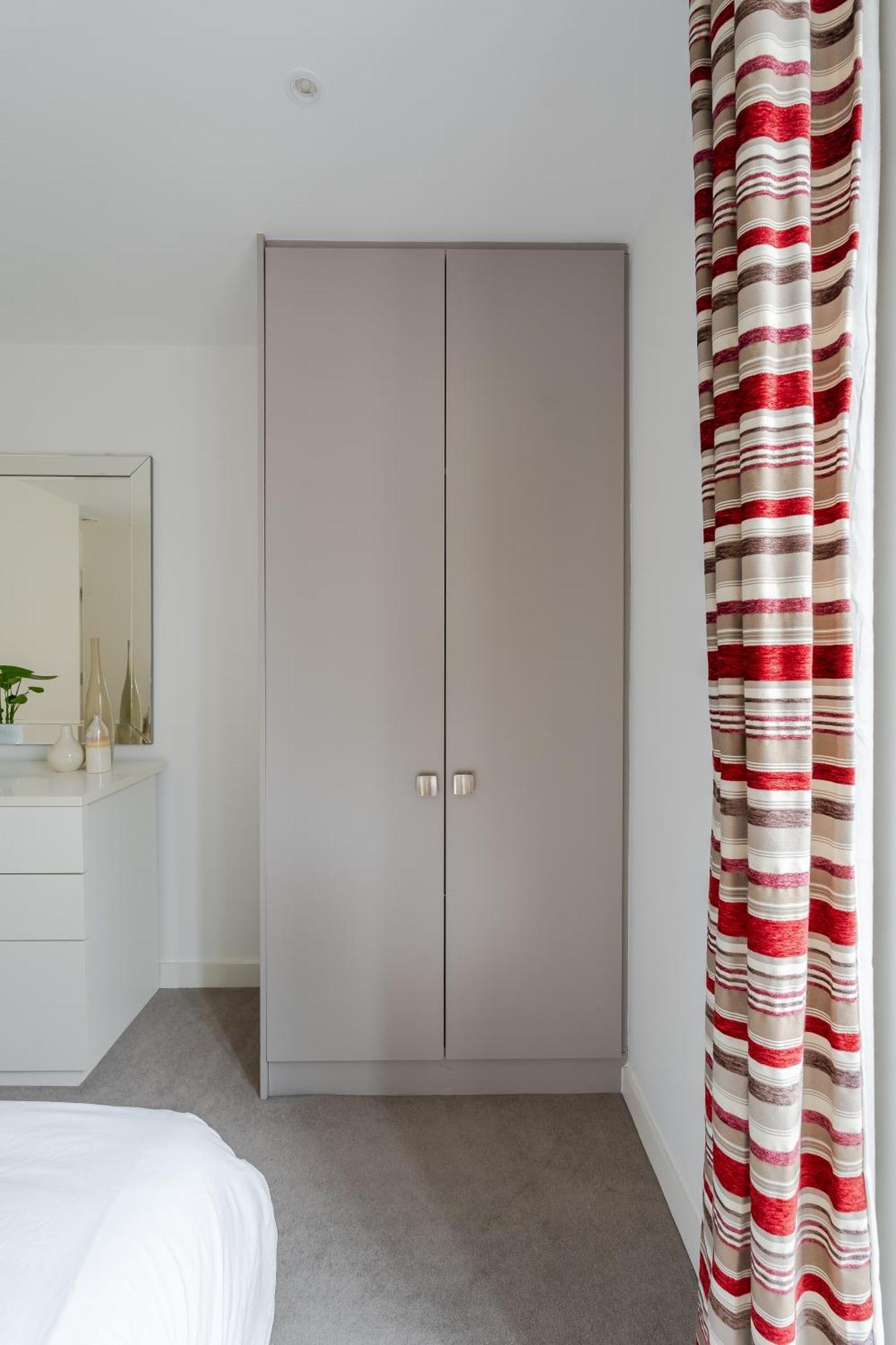 Apartment Modern, Fully Furnished Apartment With Ensuite, Private Balcony And Elevator In Notting Hill London